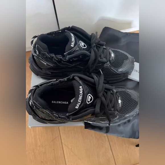 balenciaga track runners black worn 1 - Picture 4 of 5